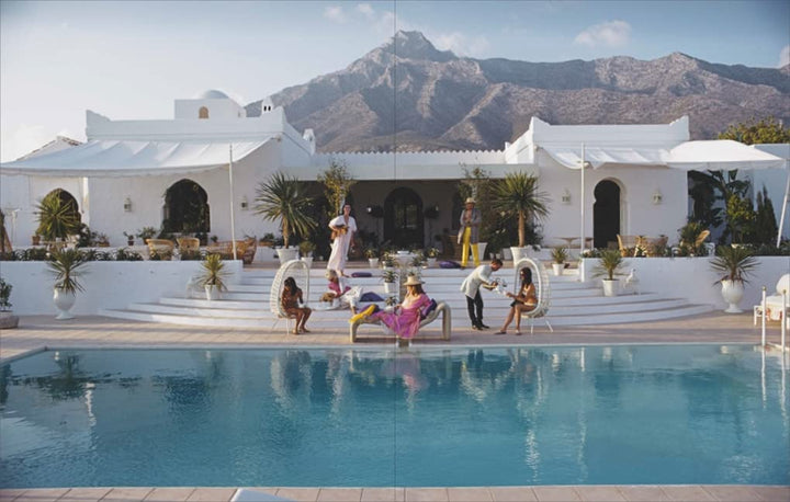 Slim Aarons: The Essential Collection