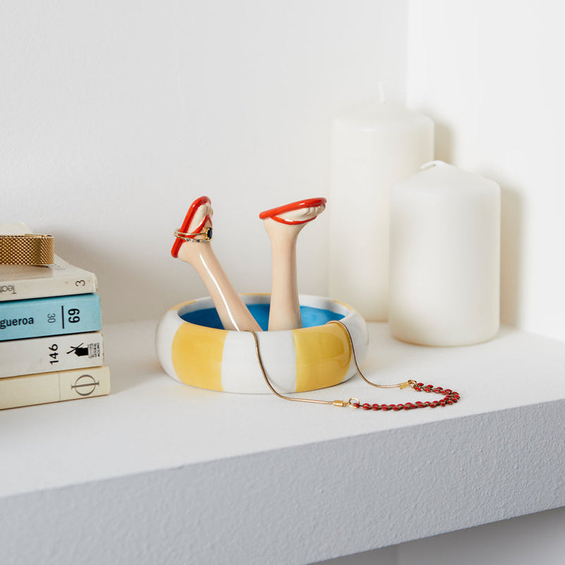 Happy Legs Summer Ring Holder