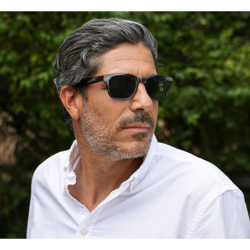 18th Hole Reading Sunglasses - Charcoal Horn