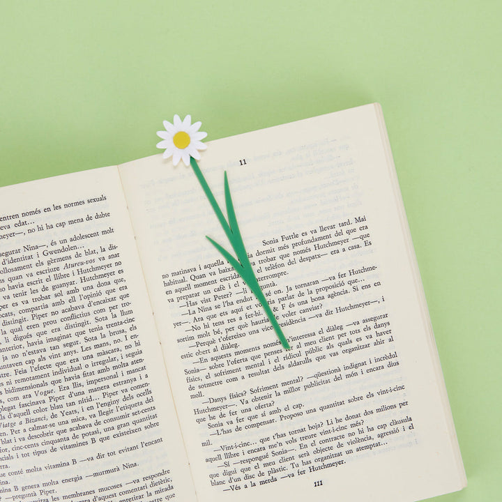 The Language Of Flowers Bookmark - Daisy