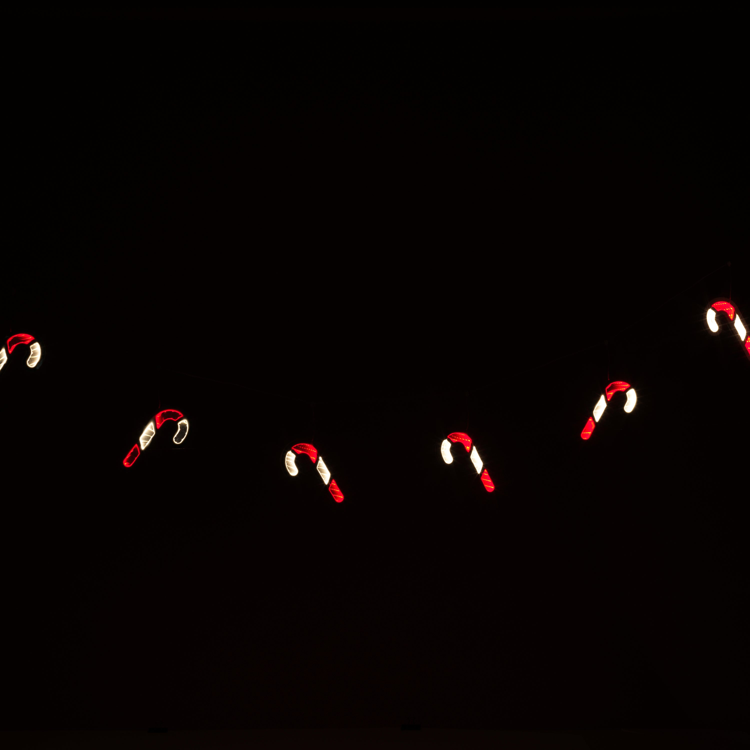 Infinity Mirror Magic Candy Cane Garland 5.74'