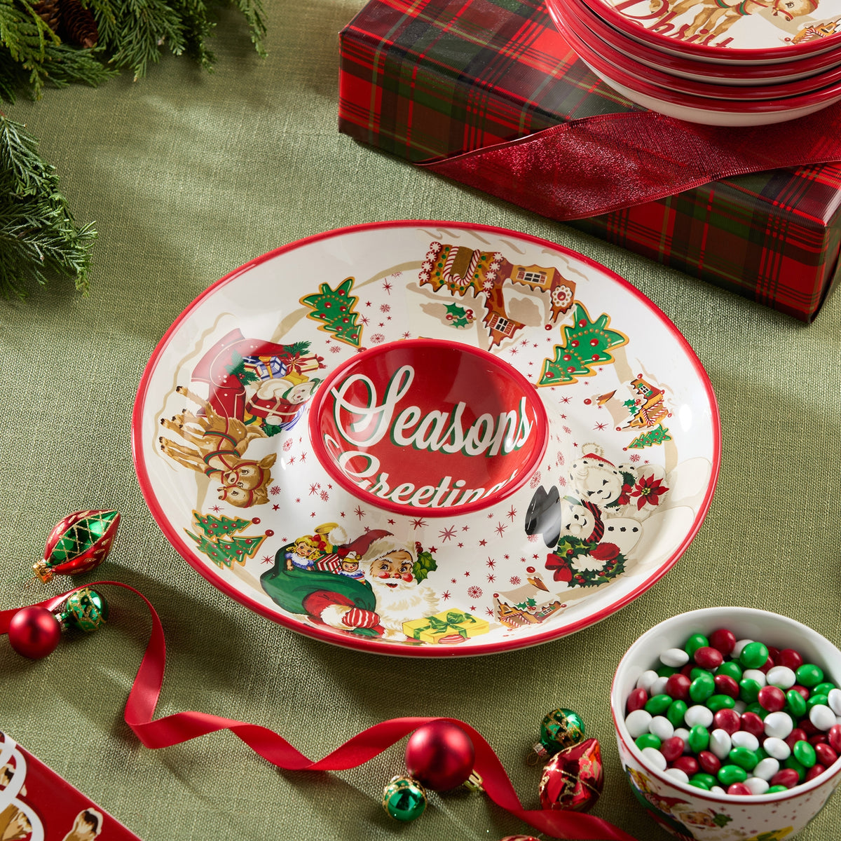 Santa's Retro Chip & Dip 13.75