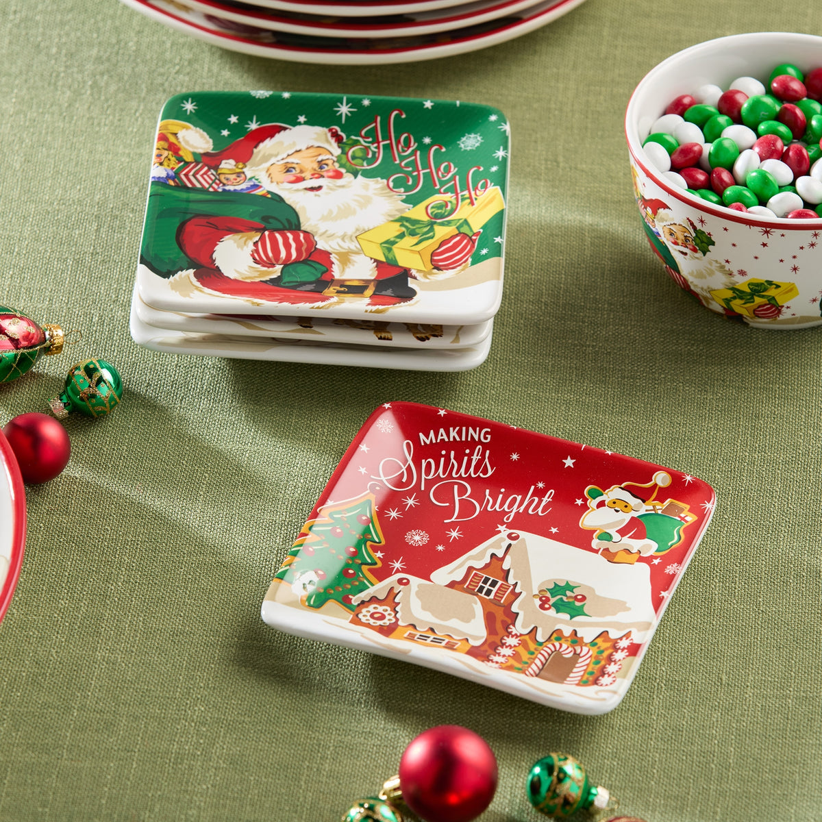 Santa's Retro Canape Plate - Making Spirits Bright