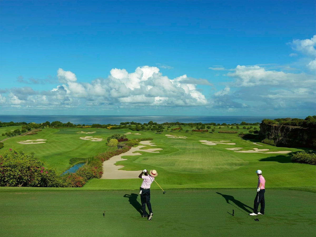 Golf The Ultimate Book: Revised Edition