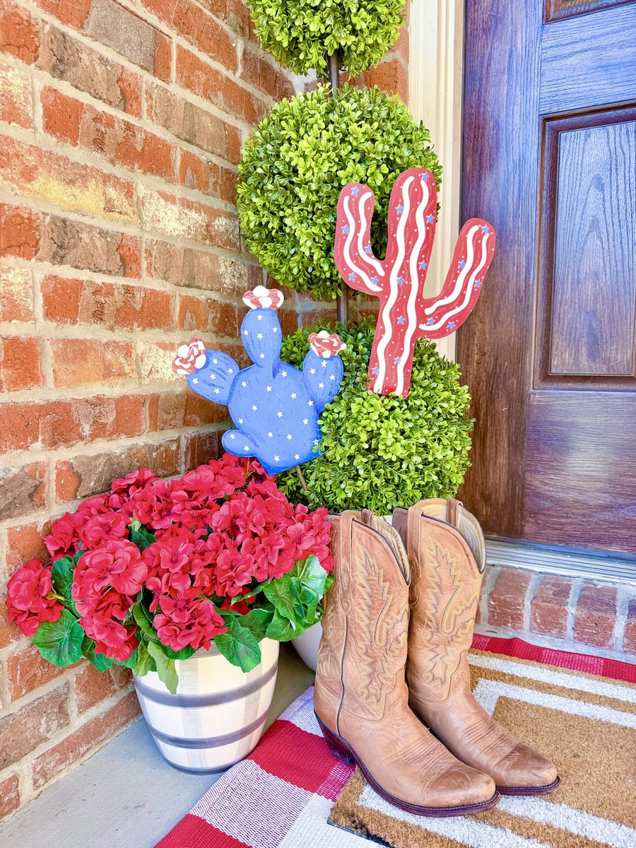 Red Tall Cactus Metal Easel