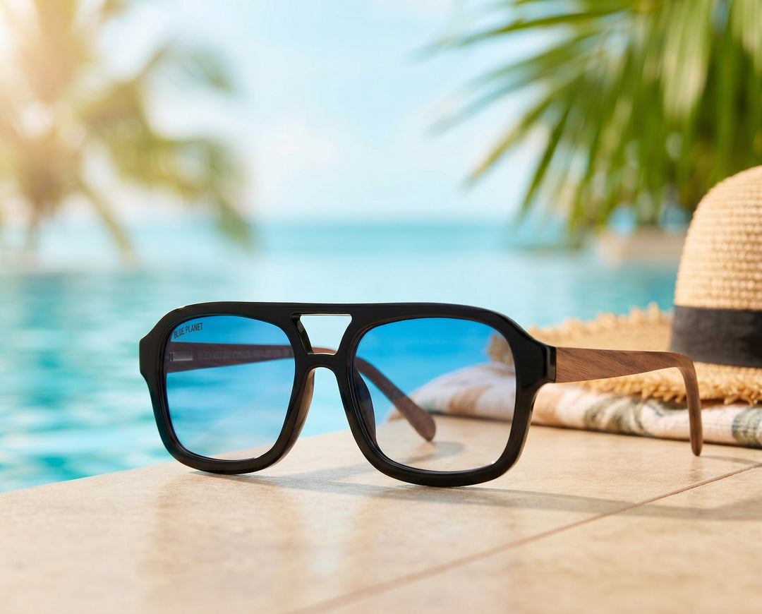 Ari Polarized Sunglasses - Onyx / Walnut Wood / Blue Gradient