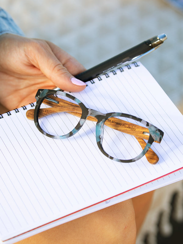 Astrid Reading Glasses - Blue/Walnut