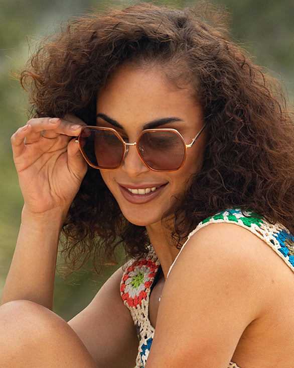 Addyson Walnut Tortoise & Gold With Gradient Brown Polarized Sunglasses