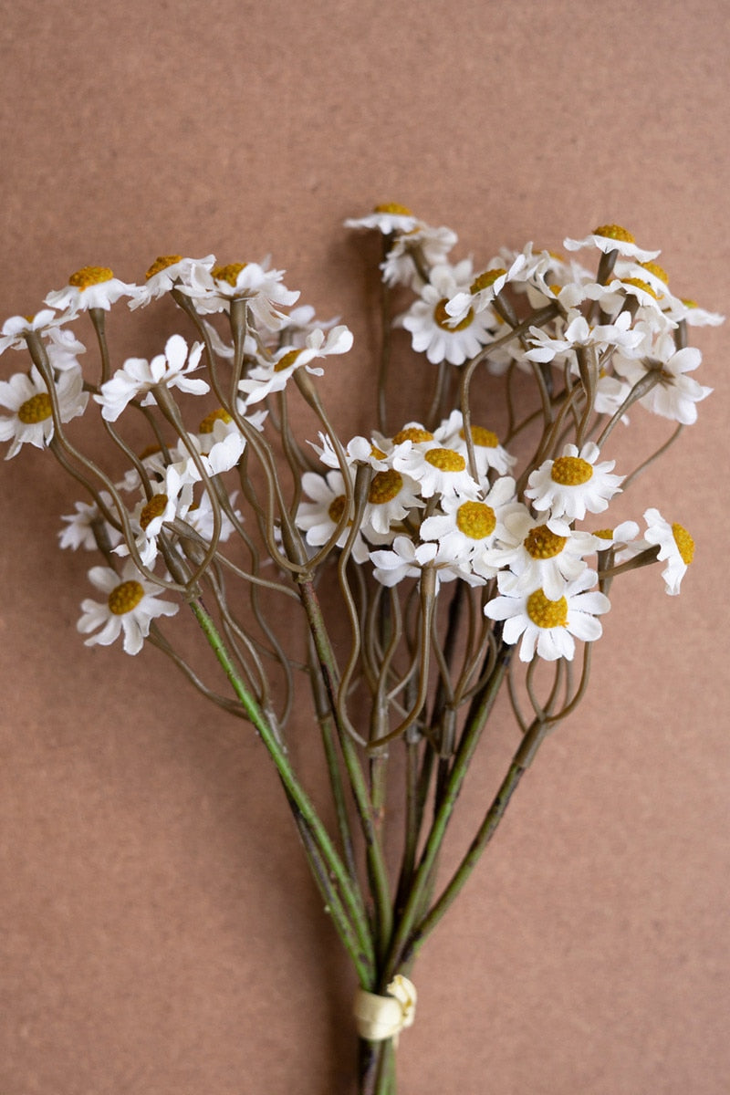 Bundle Of Artificial White Chamomile Flowers