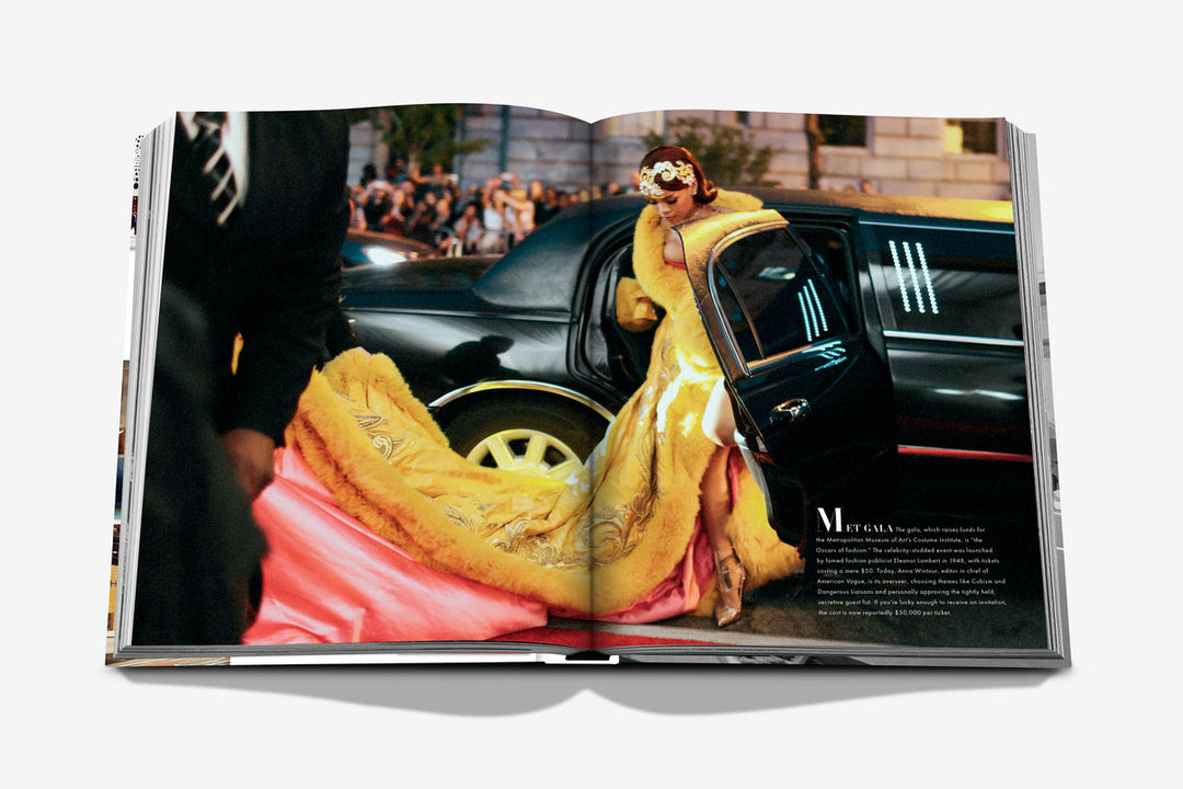 5th Avenue:  200 Years Of Stories And Legends