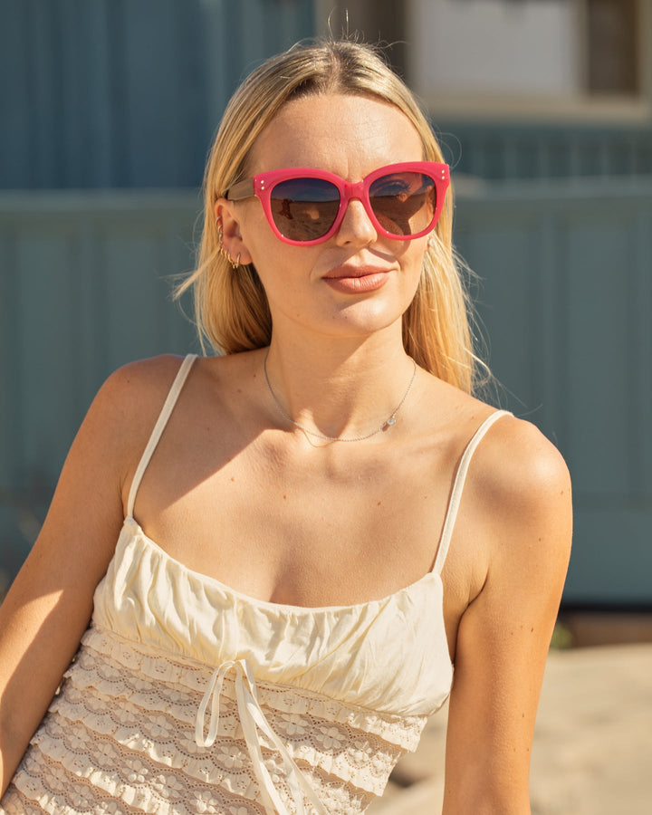 Cora Polarized Sunglasses - Fuchsia / Walnut Wood