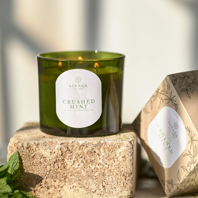Crushed Mint Grand Candle 26 Oz.