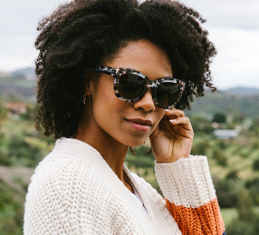 Center Stage Reading Sunglasses - Blue Quartz