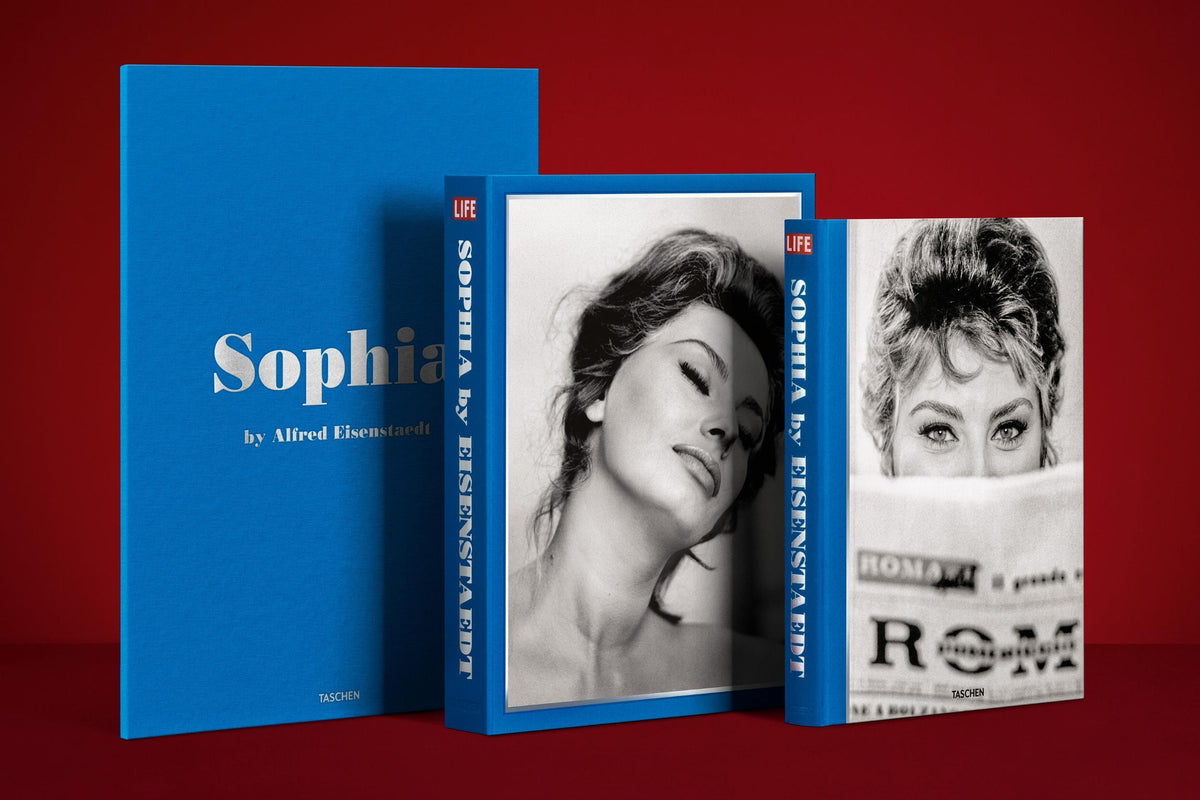 Sophia by Eisenstaedt. Signed Edition of 1,000 - XL