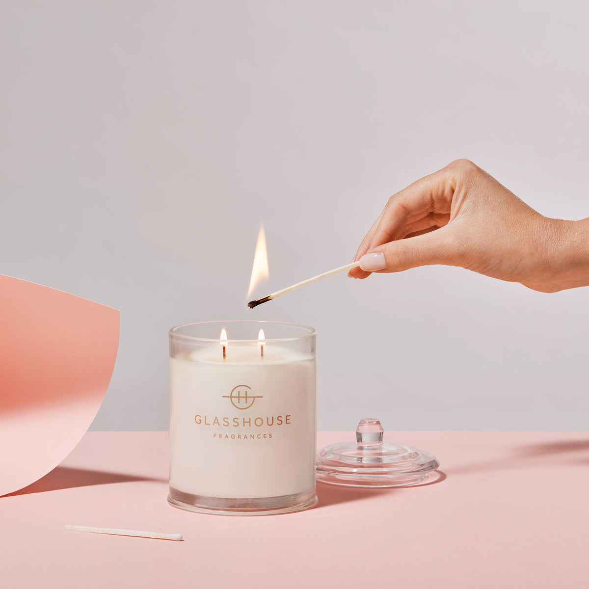 Glasshouse Fragrances The Hamptons 13.4 oz Triple Scented Candle - Just Fabulous Palm Springs