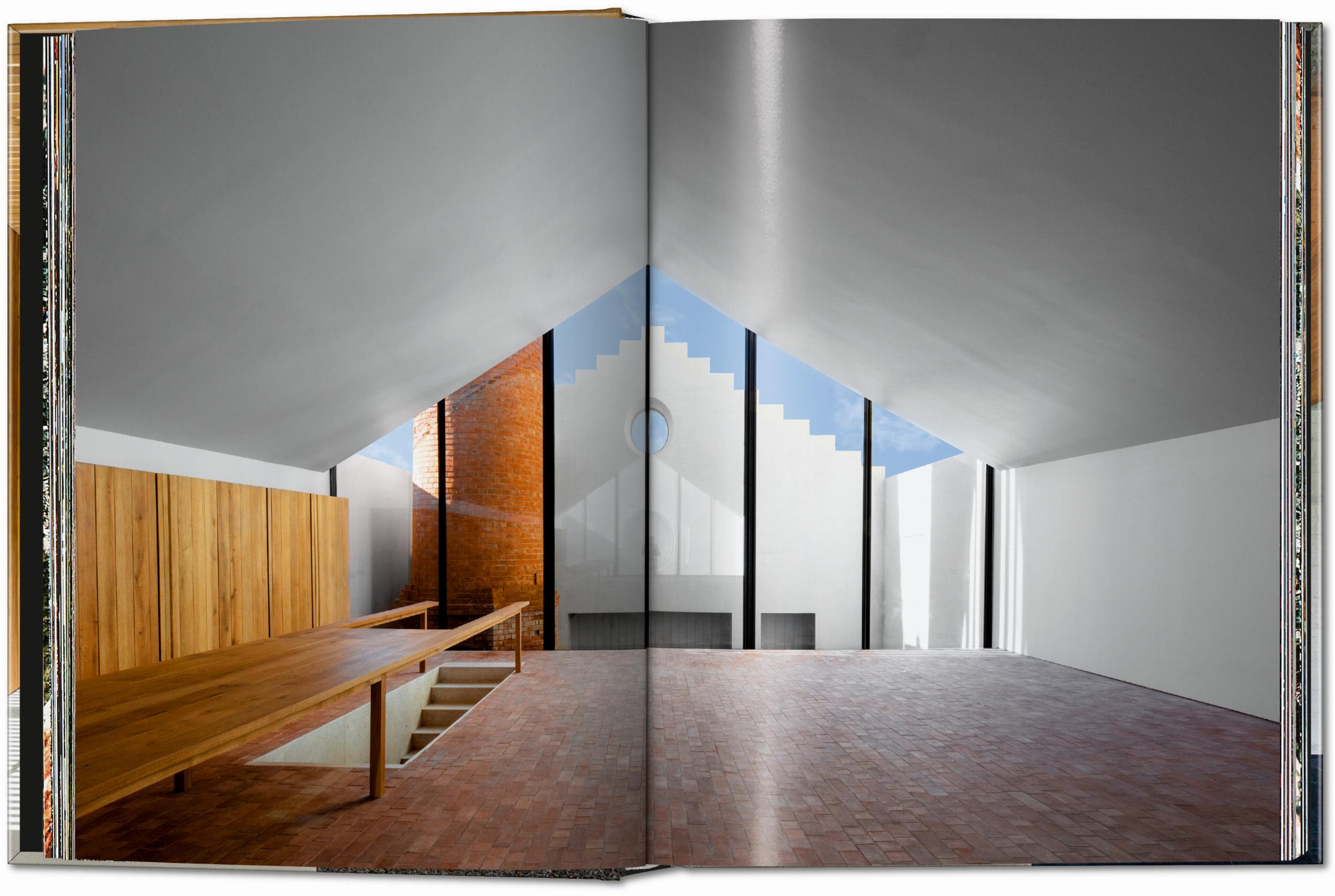 45th Anniversary: Homes For Our Time.  Contemporary Houses Around The World Vol 2