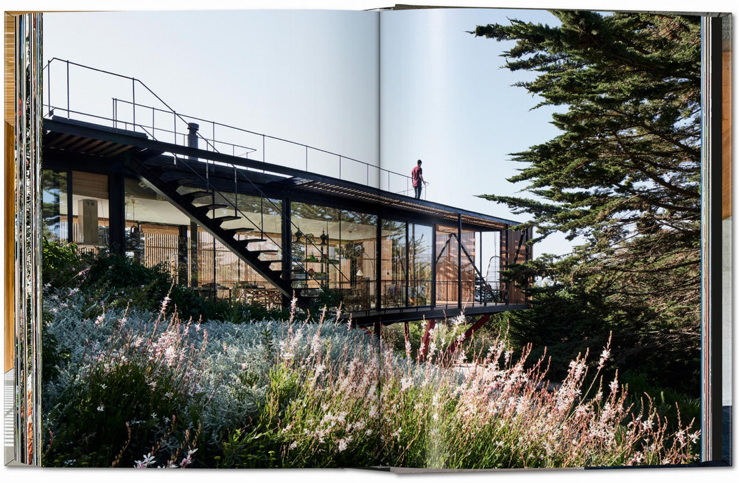 45th Anniversary: Homes For Our Time.  Contemporary Houses Around The World Vol 2