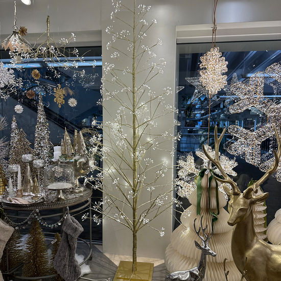 Starburst Tree 8 ft- Gold