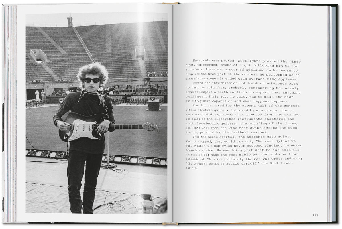Daniel Kramer. Bob Dylan. A Year And A Day