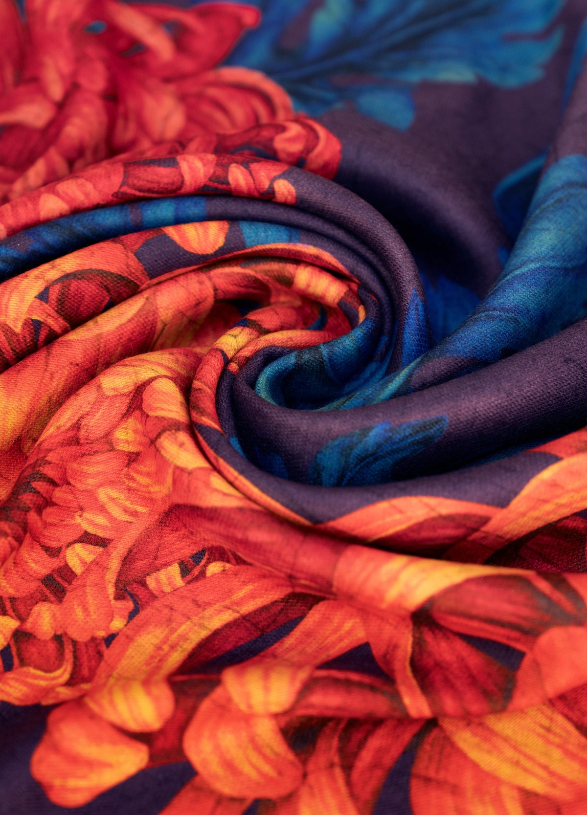 Chrystanthemum Luxe Print Scarf