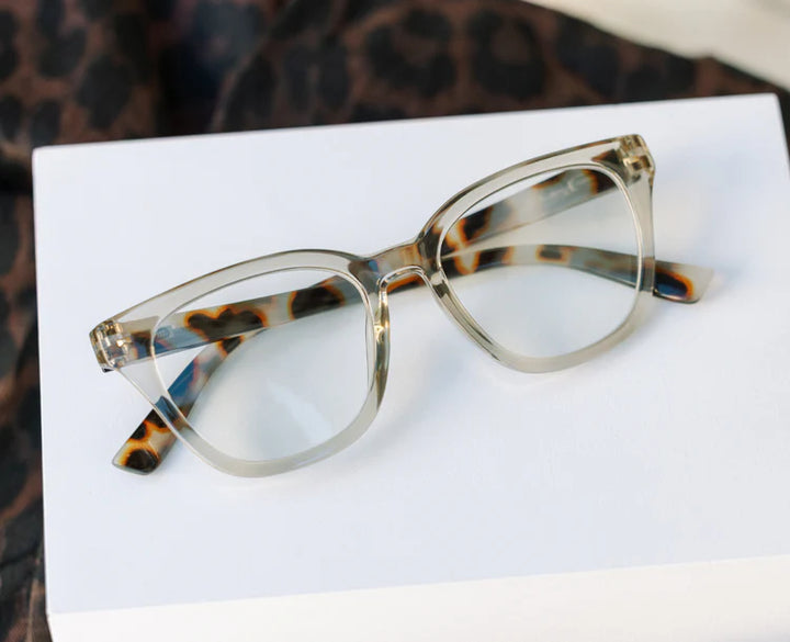Lenora Reading Glasses - Fog/Chai Tortoise