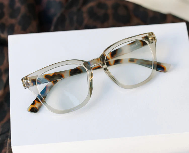 Lenora Reading Glasses - Fog/Chai Tortoise