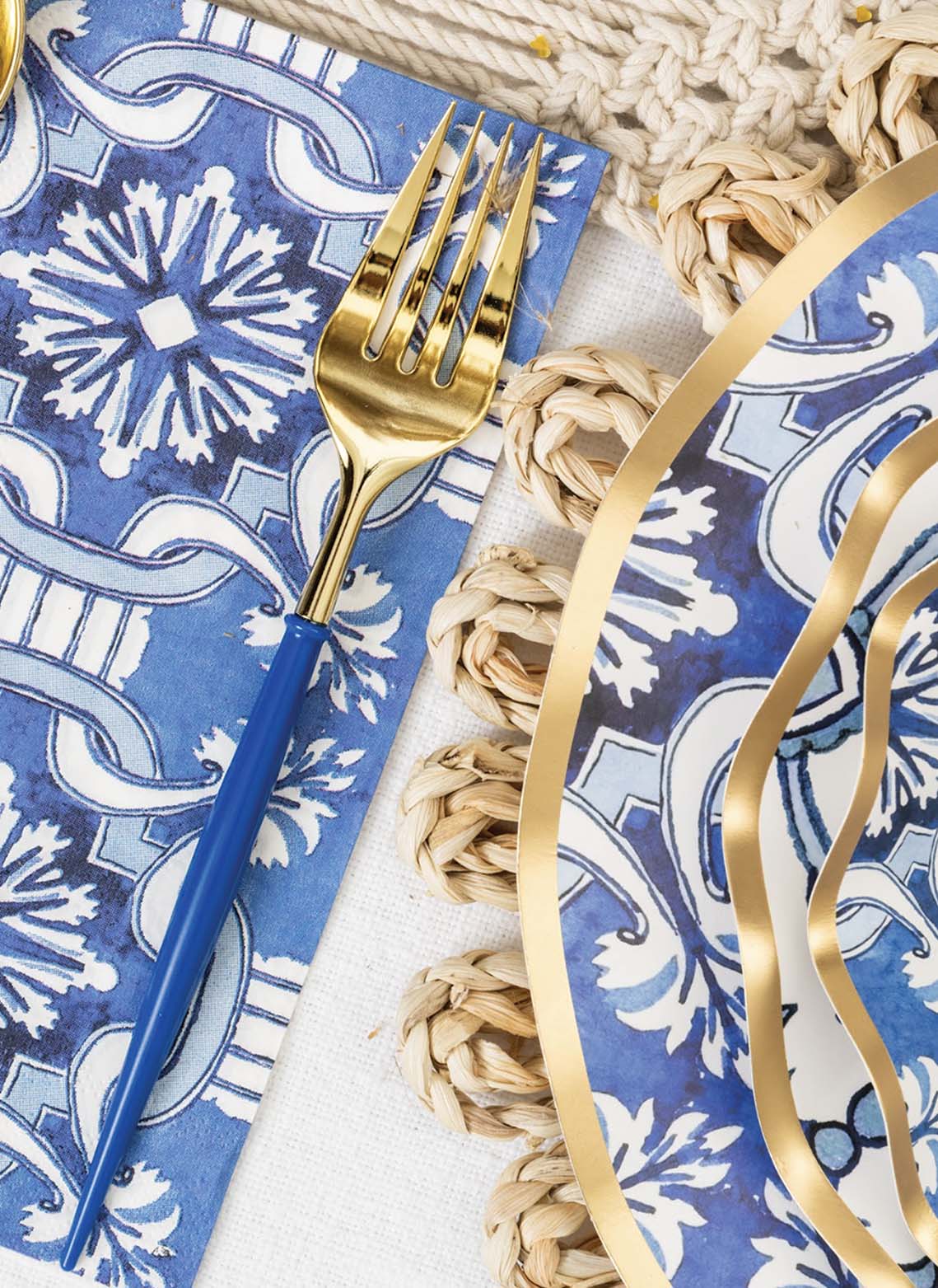 Blue & Gold Bella Plastic Cutlery - 24pc, Service For 8