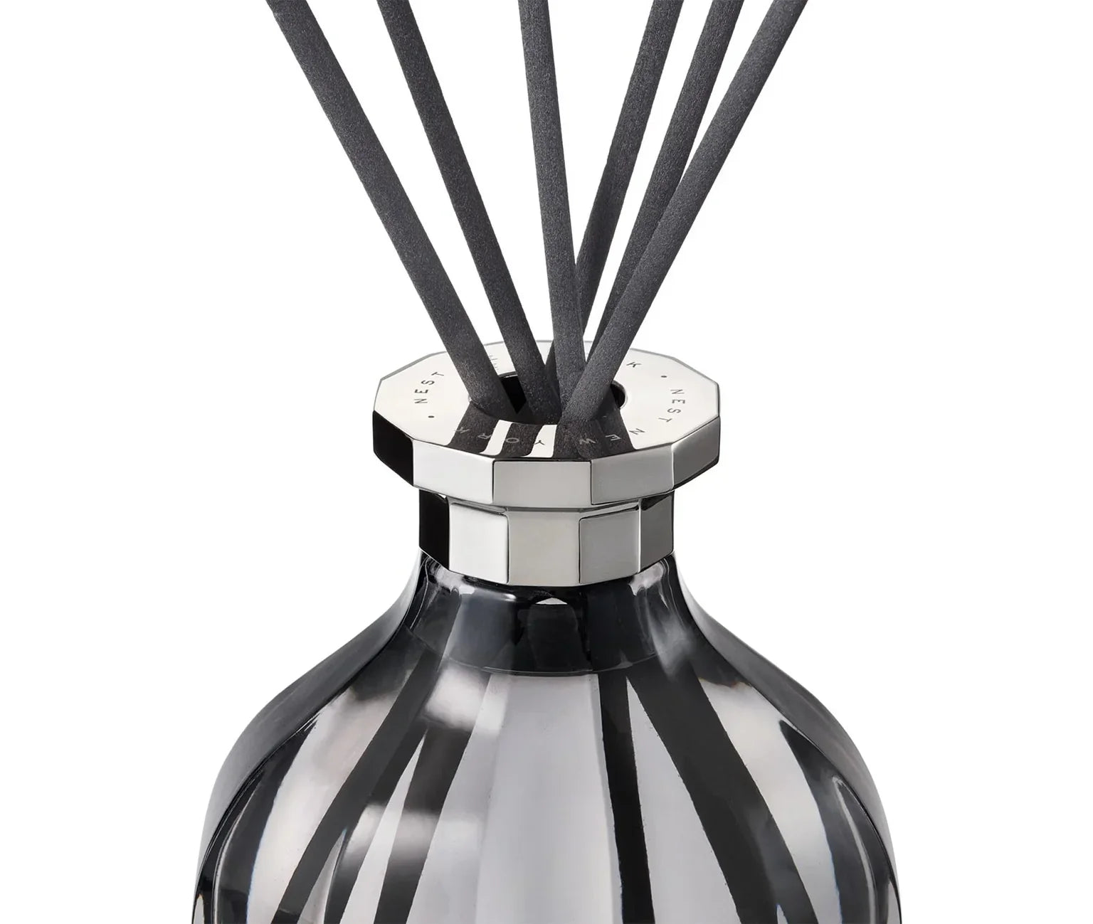 VOYAGES Rose Sublime Reed Diffuser 16.9oz.