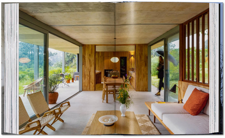 45th Anniversary: Homes For Our Time.  Contemporary Houses Around The World