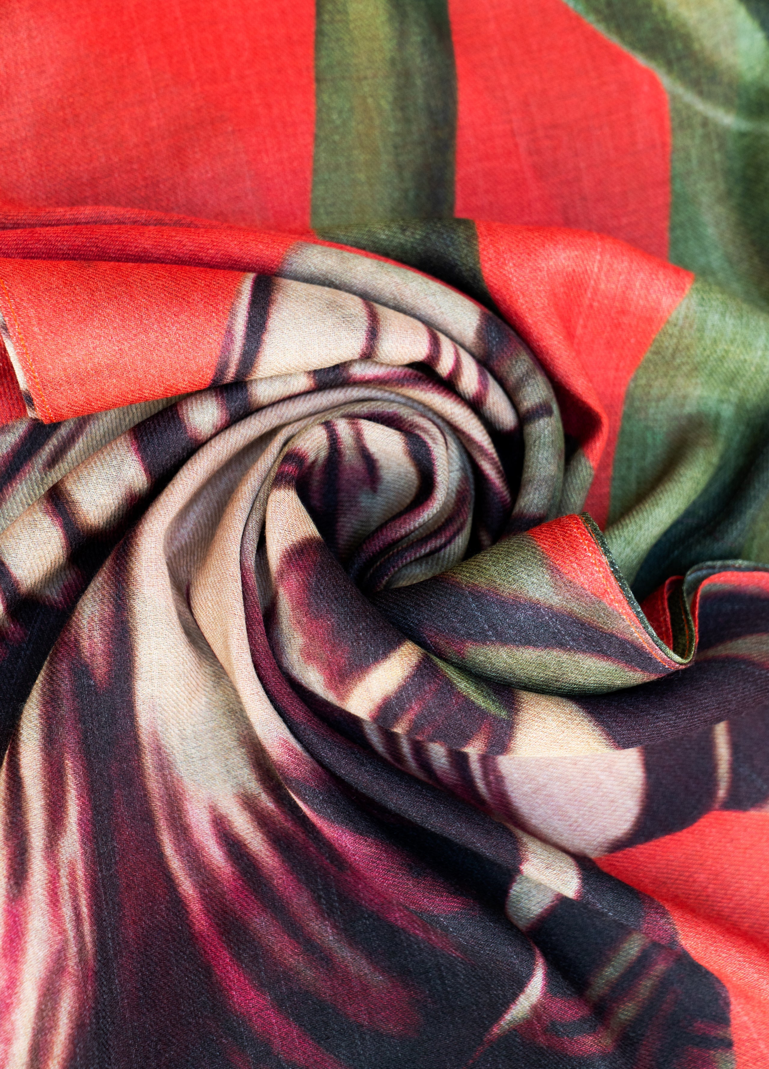 Tulip Wool Wrap Scarf