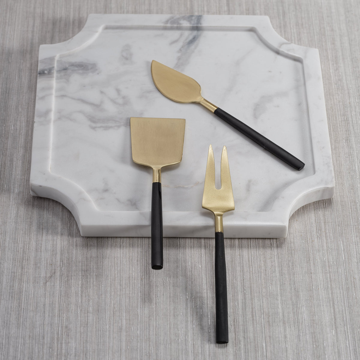 Maxfield Cheese Set-Black/ Matte Gold