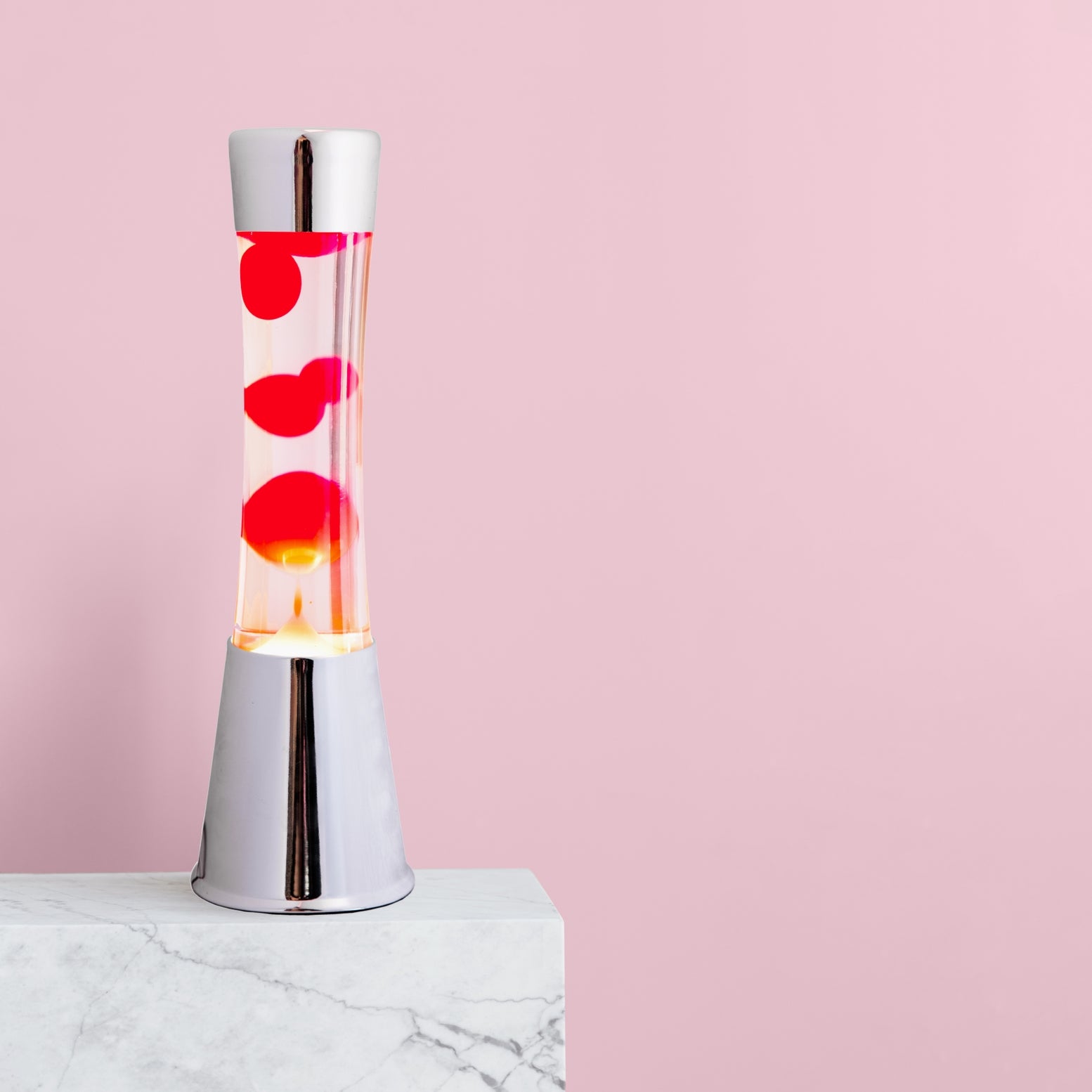 Red Flow Lava Lamp