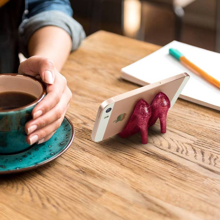 Ruby Pumps Phone Stand