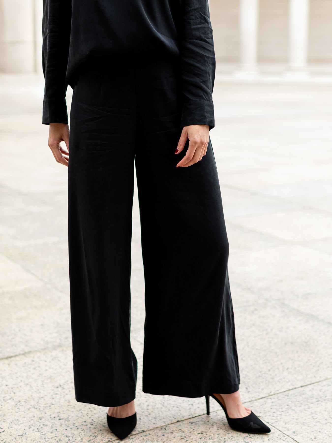 Elizabeth Pant Black