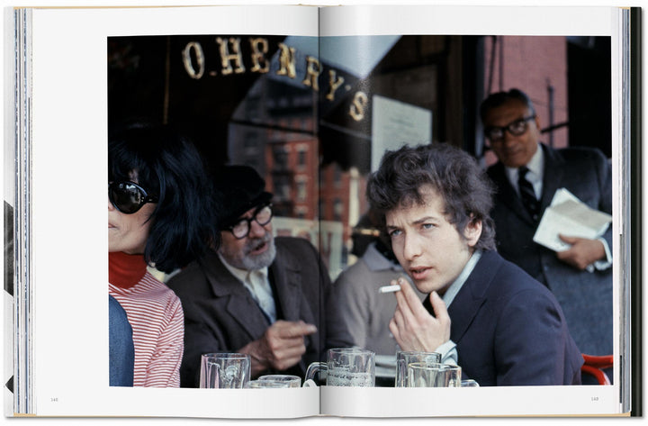 Daniel Kramer. Bob Dylan. A Year And A Day