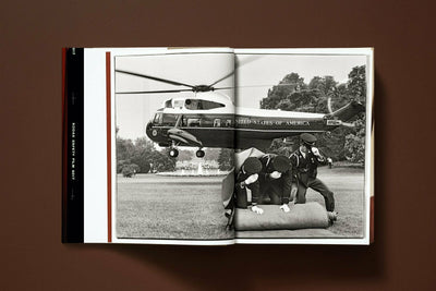 Annie Leibovitz XXL: Limited Edition With Signed Print #529