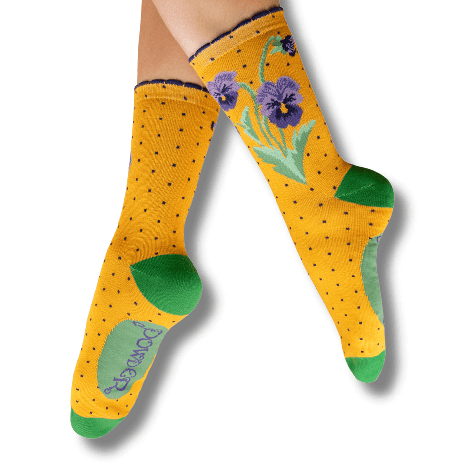 Perfect Pansies Ankle Socks