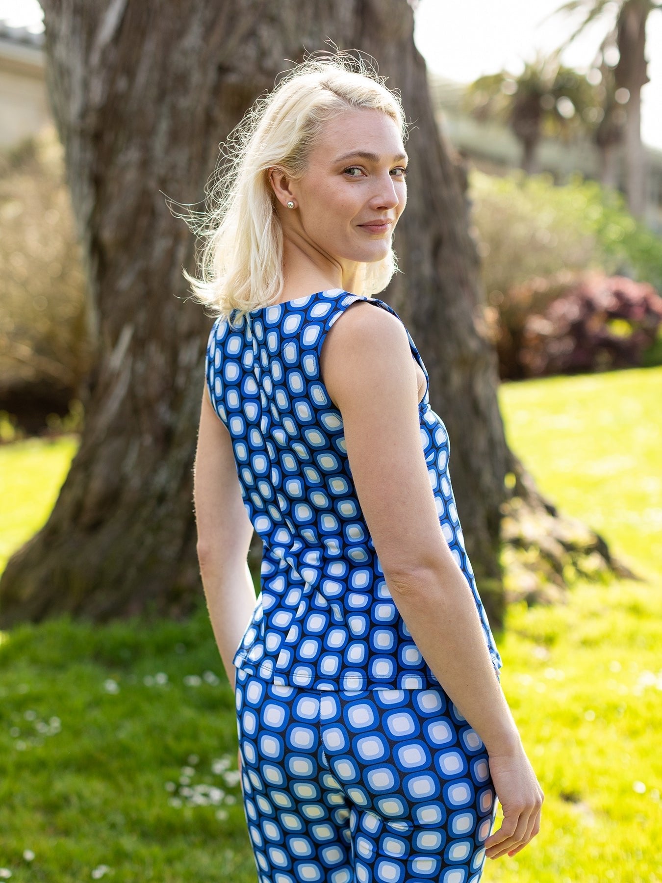 Stella Top Blue Dots