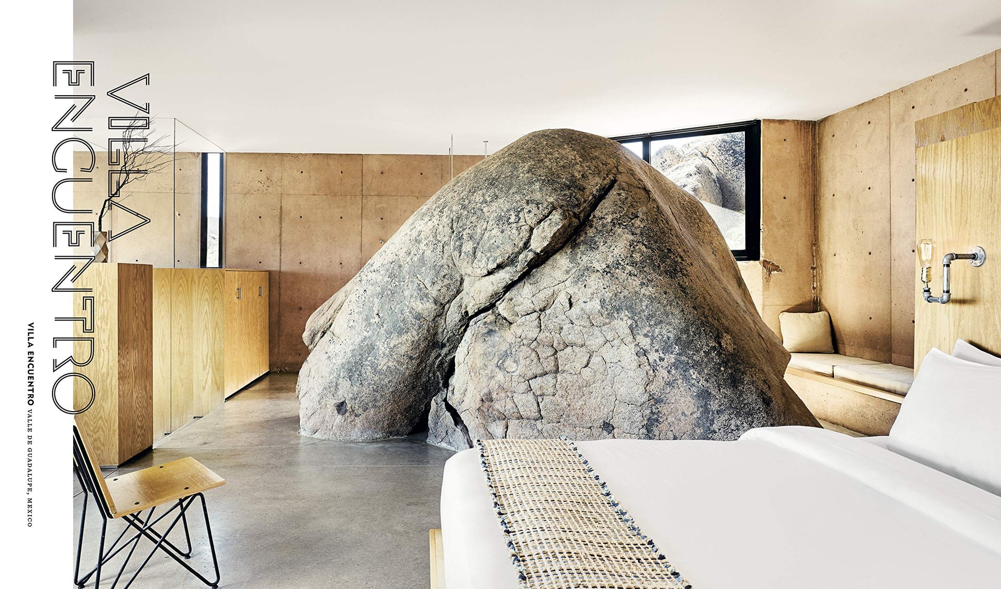 Oasis: Modern Desert Homes Around the World - Just Fabulous Palm Springs